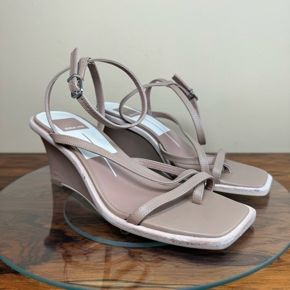 Dolce Vita Gemini Toe Loop Wedge Thong Dress Sandals - cafe leather - Picture 7 of 16